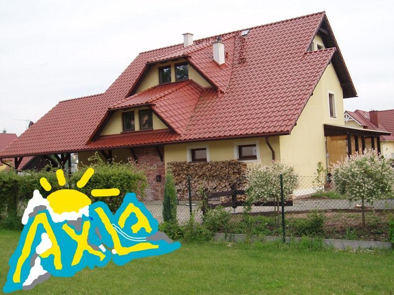Willa Axla Z Weranda Ogrodem I Parkingiem Kudowa Zdroj Exterior photo
